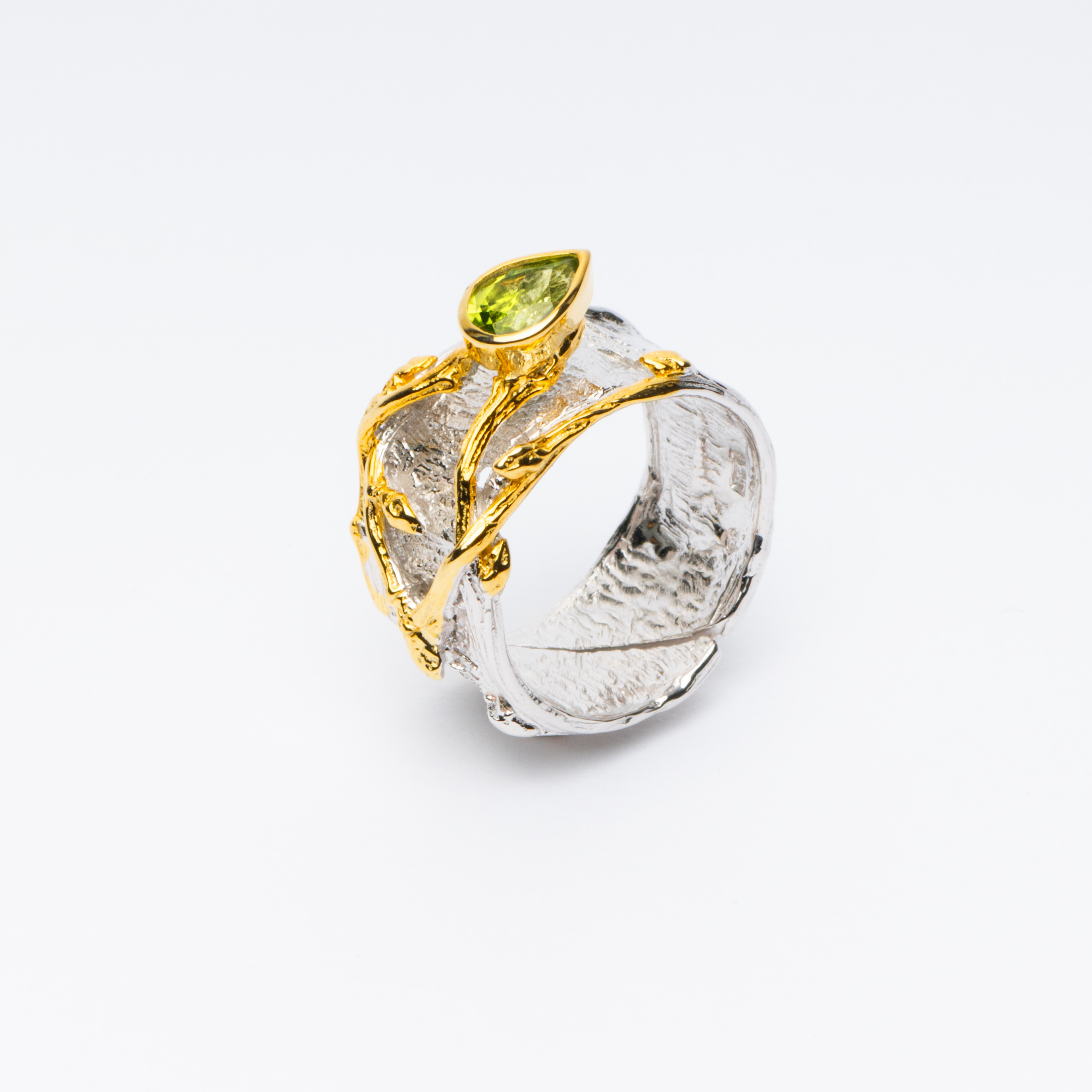 Anello Cuore di Peridoto