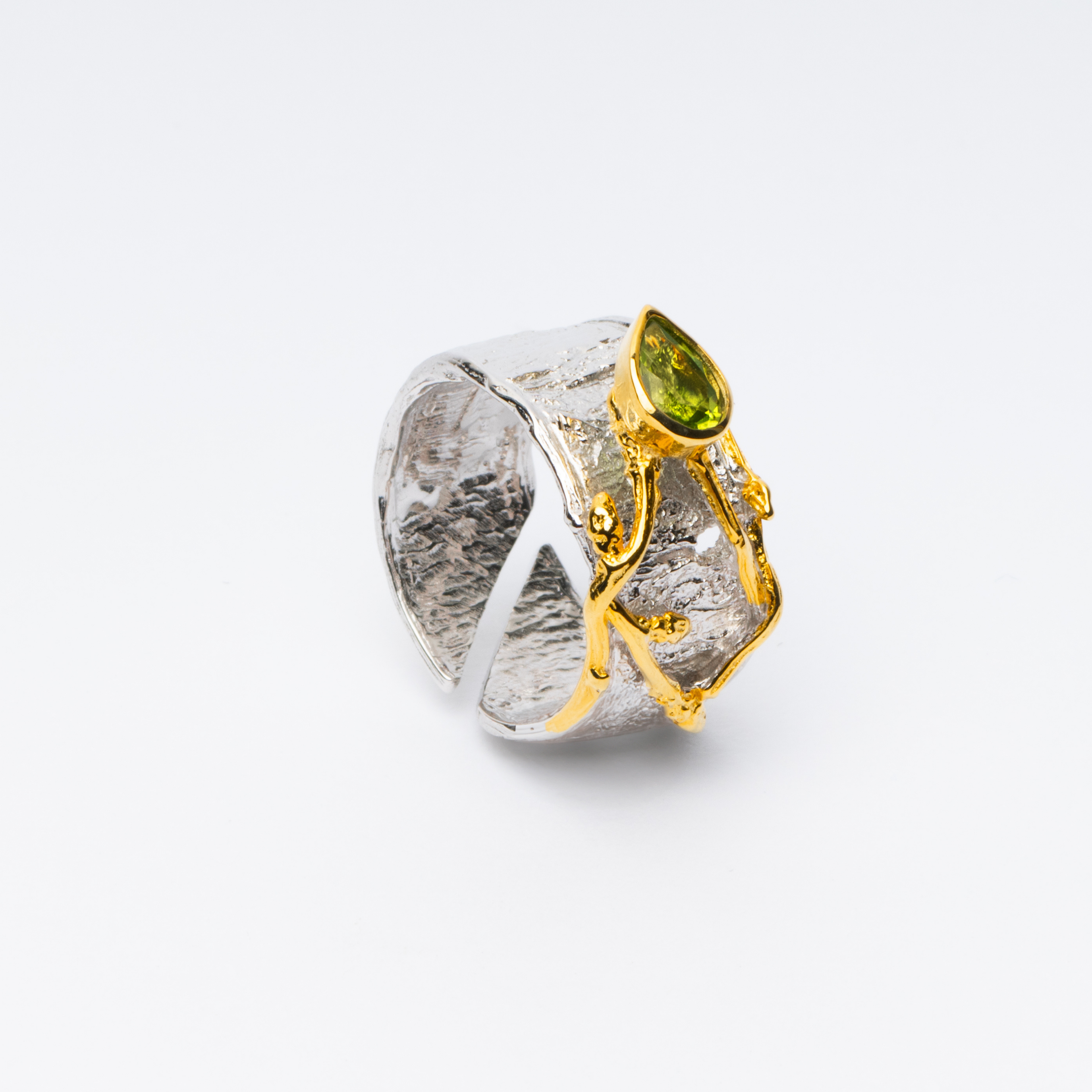 Anello Cuore di Peridoto